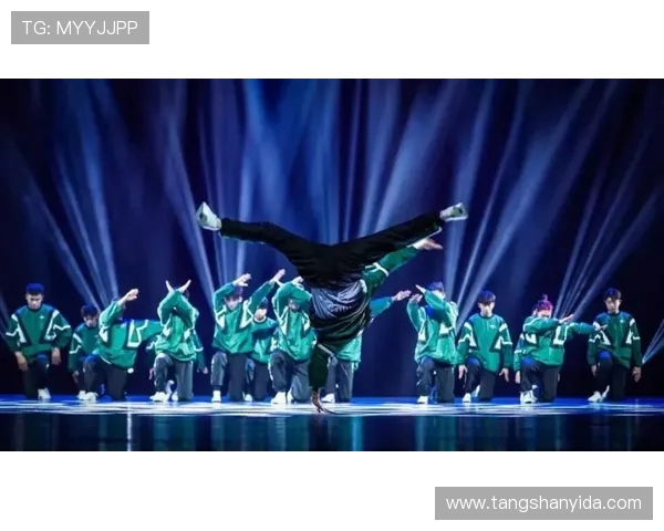 广州街舞队的转型之路与当代街舞文化的碰撞与融合探讨 广州街舞队的转型之路与当代街舞文化的碰撞与融合探讨