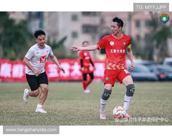 深圳足球队的意识提升与发展探讨聚焦足球文化的传承与创新 深圳足球队的意识提升与发展探讨聚焦足球文化的传承与创新