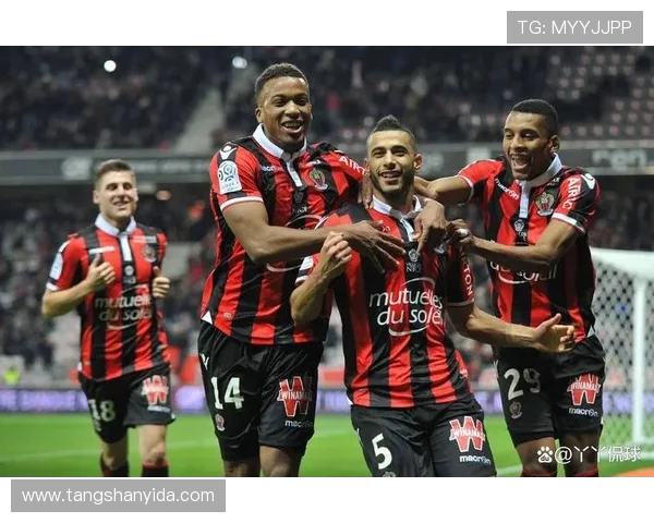 多特蒙德与本菲卡精彩对决吉尼斯直播全程回顾与分析