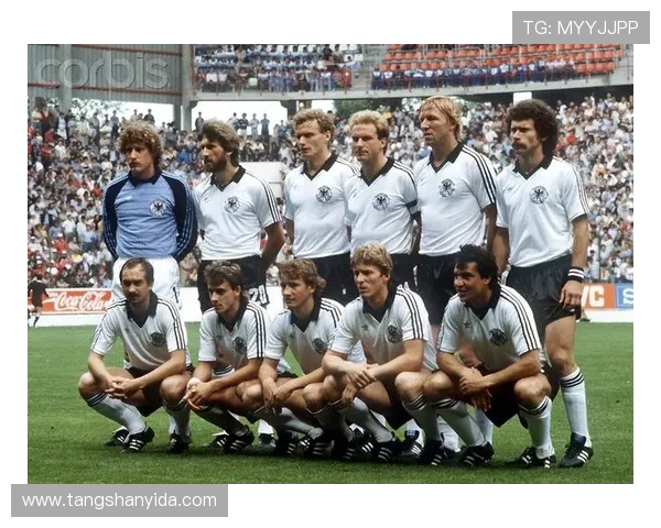 德国与智利足球队激战正酣谁能在国际赛场上笑到最后 德国与智利足球队激战正酣谁能在国际赛场上笑到最后