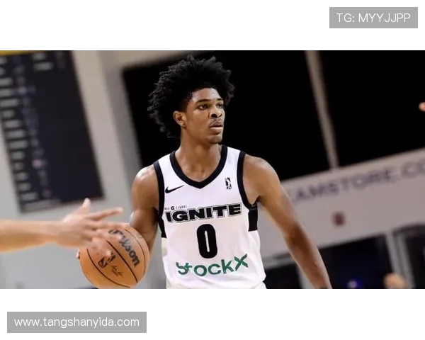 斯库特亨德森：未来篮球明星的崛起与挑战分析