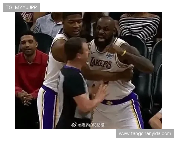 湖人对阵太阳阿泰的精彩对决回顾与分析 湖人对阵太阳阿泰的精彩对决回顾与分析